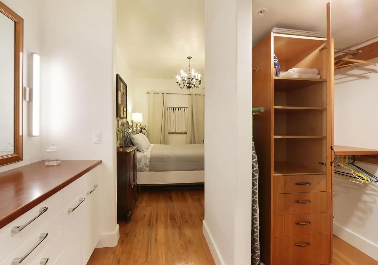 Westwood Shed In Nashville By Geodis Vanderbilt Belmont, 1 Accessible Apartment